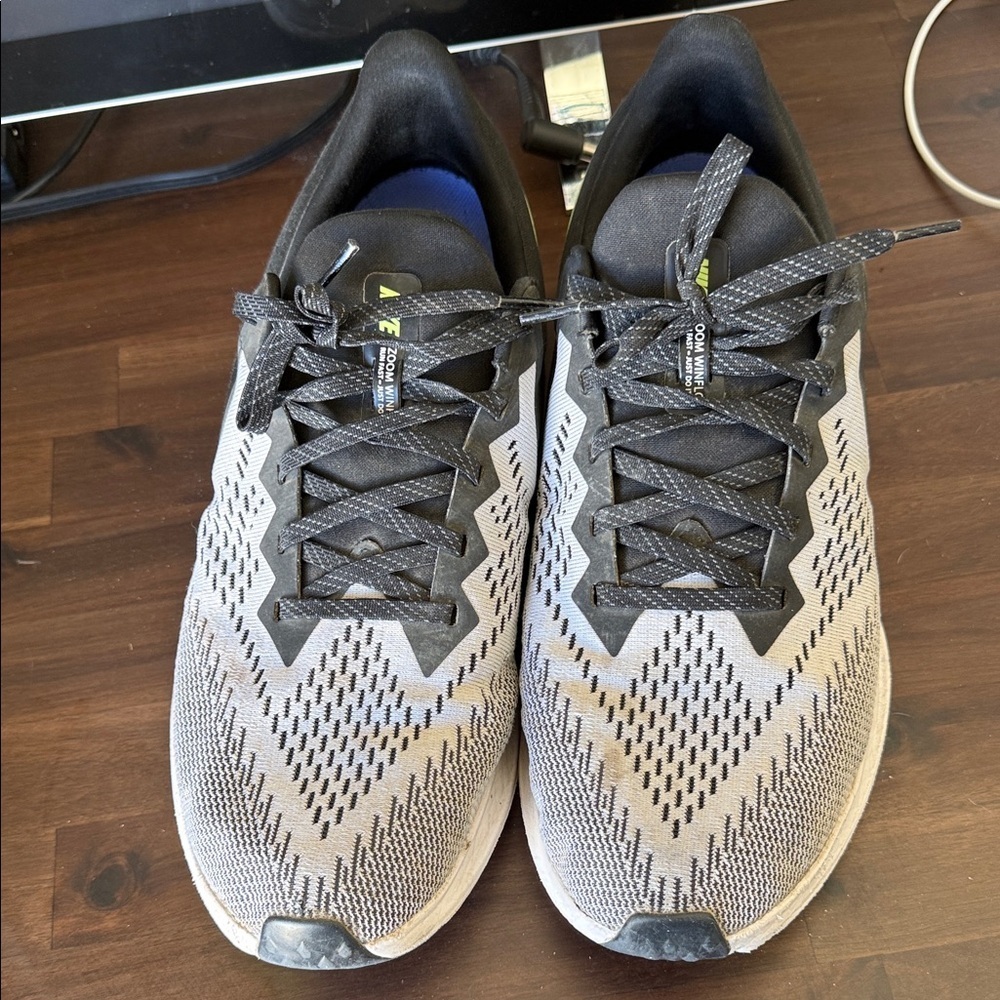 Nike Black and Gray Athletic Shoes